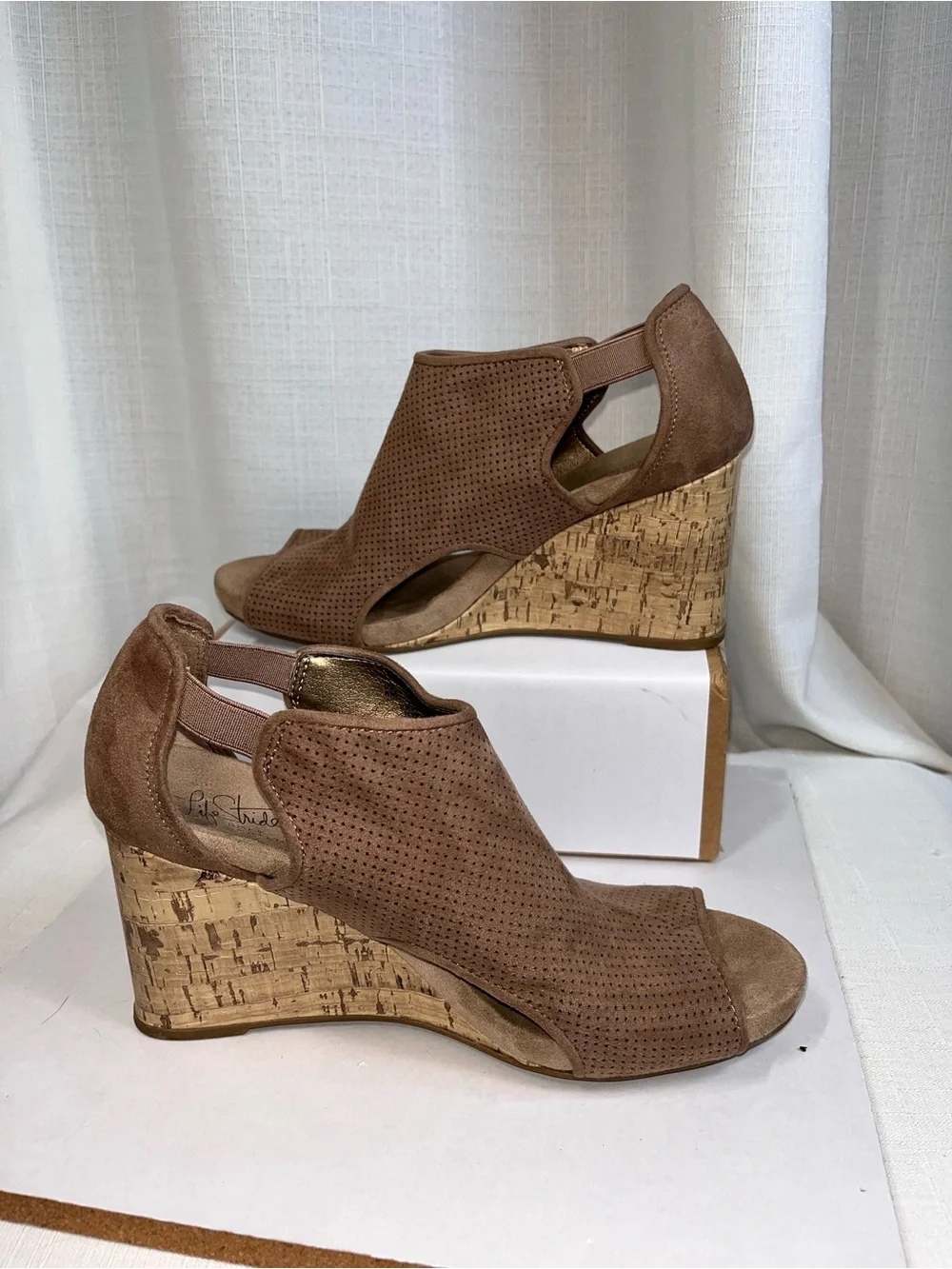 LifeStride Soft System Taupe Peep Toe Cork Wedge Sandals Size 8 Comfort